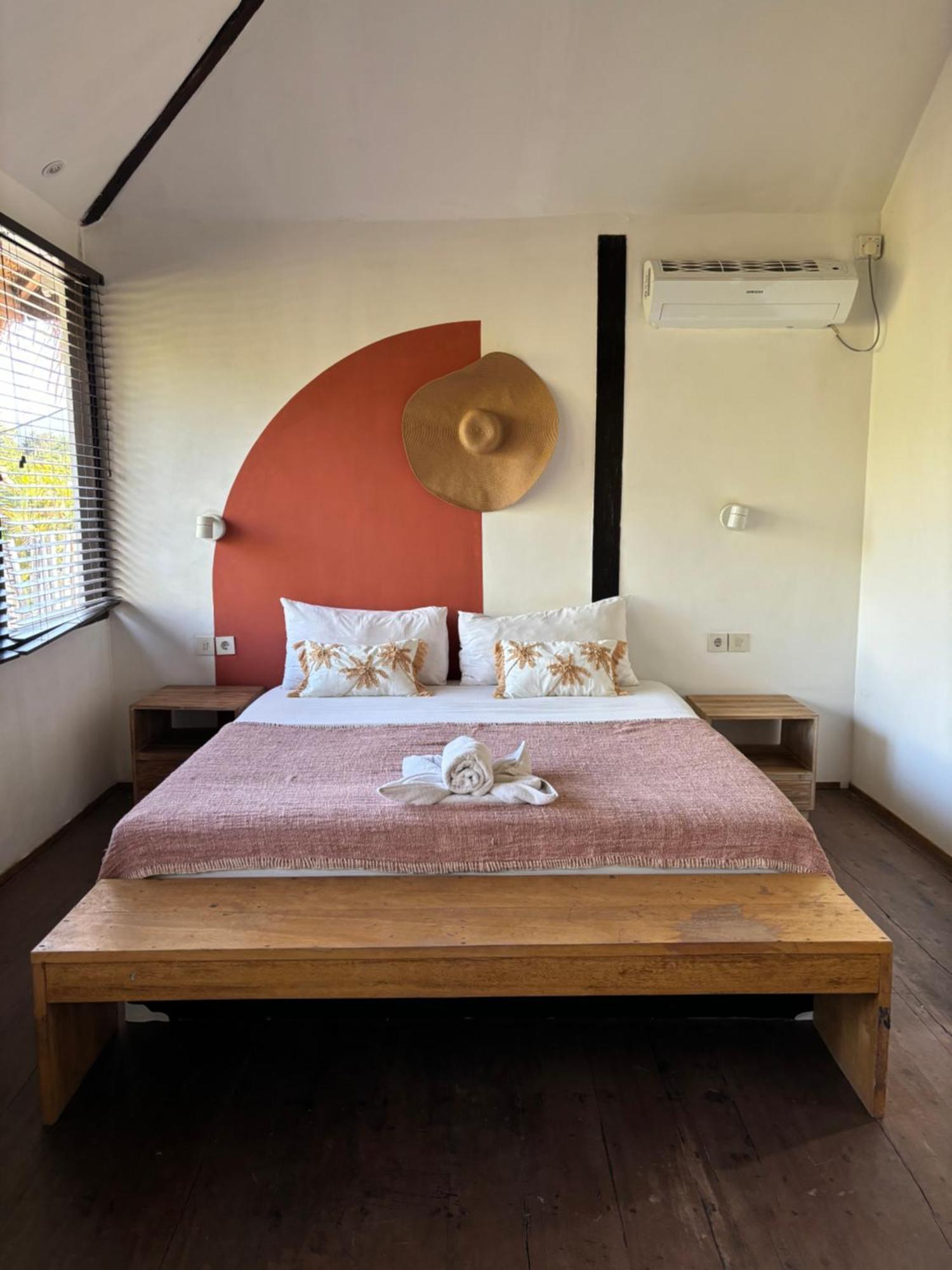 Villa Tiga 吉利阿尔 外观 照片